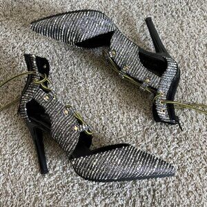 Paper Fox Size 9 Women's Black and Gold Lace-Up Heels